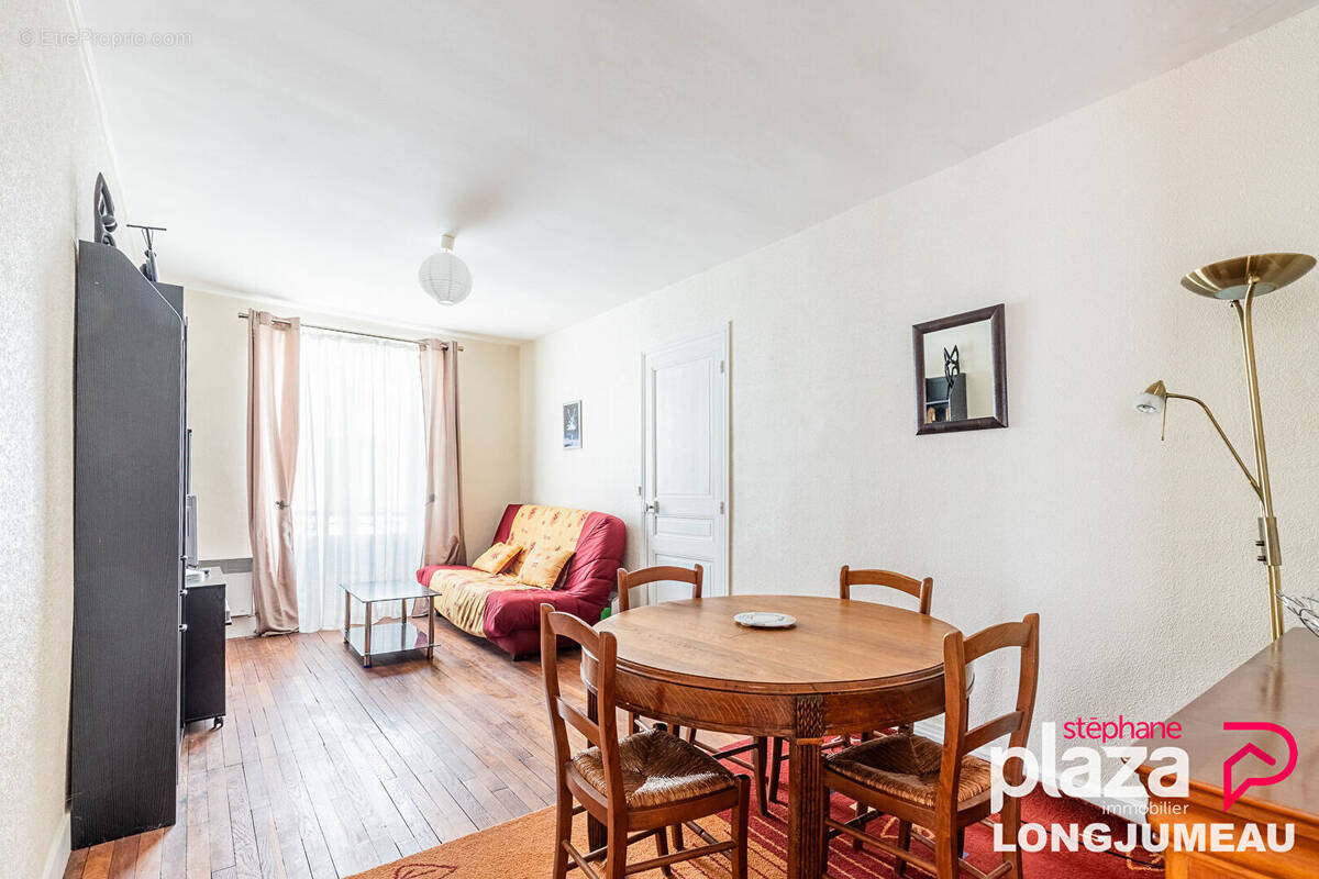 Appartement à LONGJUMEAU