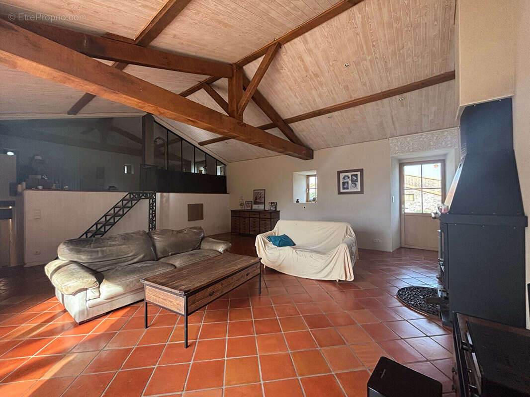 Maison à LE LOROUX-BOTTEREAU