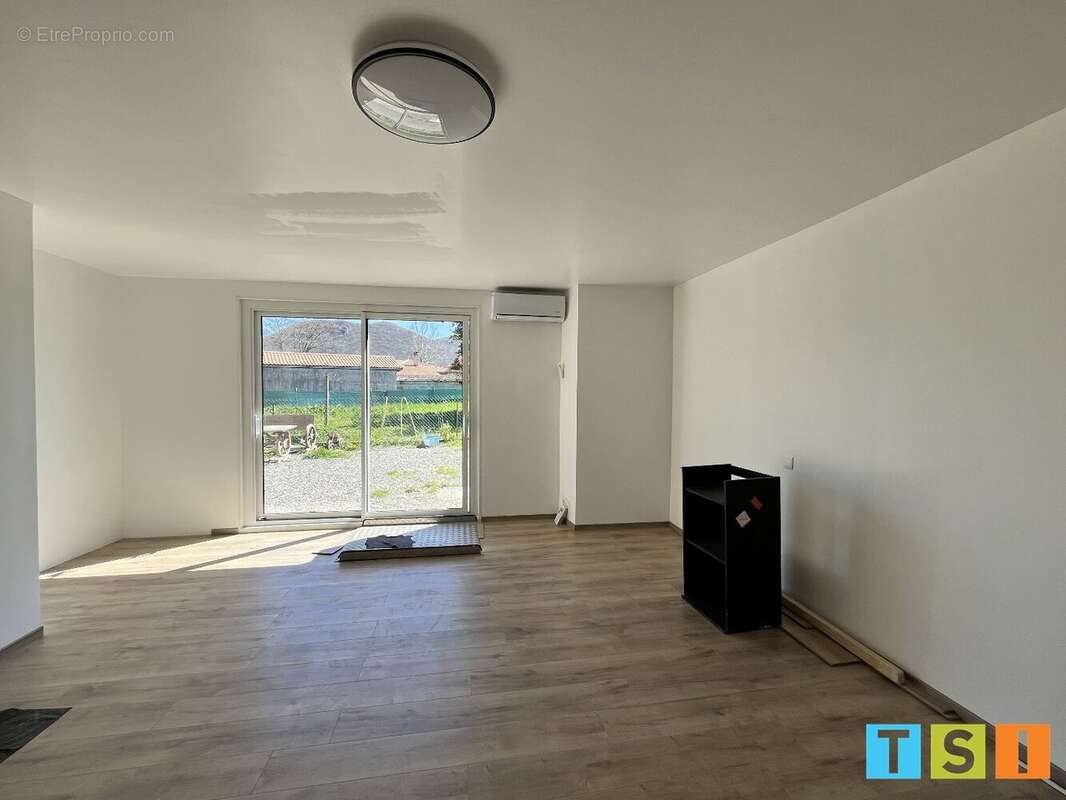 Maison à MARTRES-DE-RIVIERE