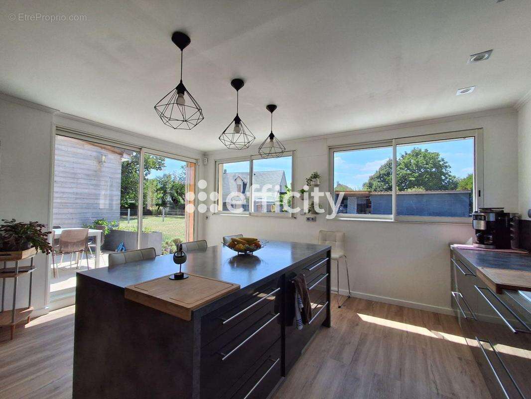 Maison 180 m² à Romilly-Sur-Andelle  - photo 6