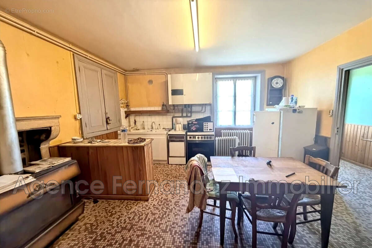 Maison 140 m² à Semur-En-Brionnais  - photo 7