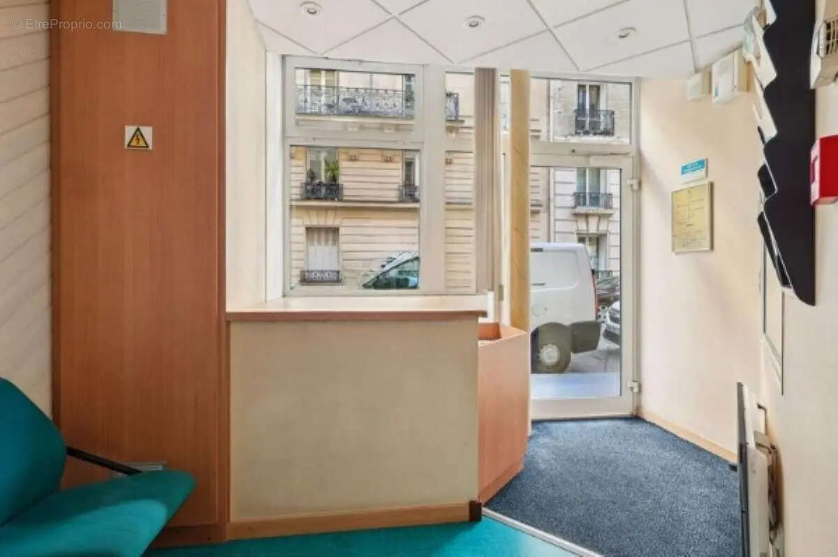 Commerce à PARIS-15E