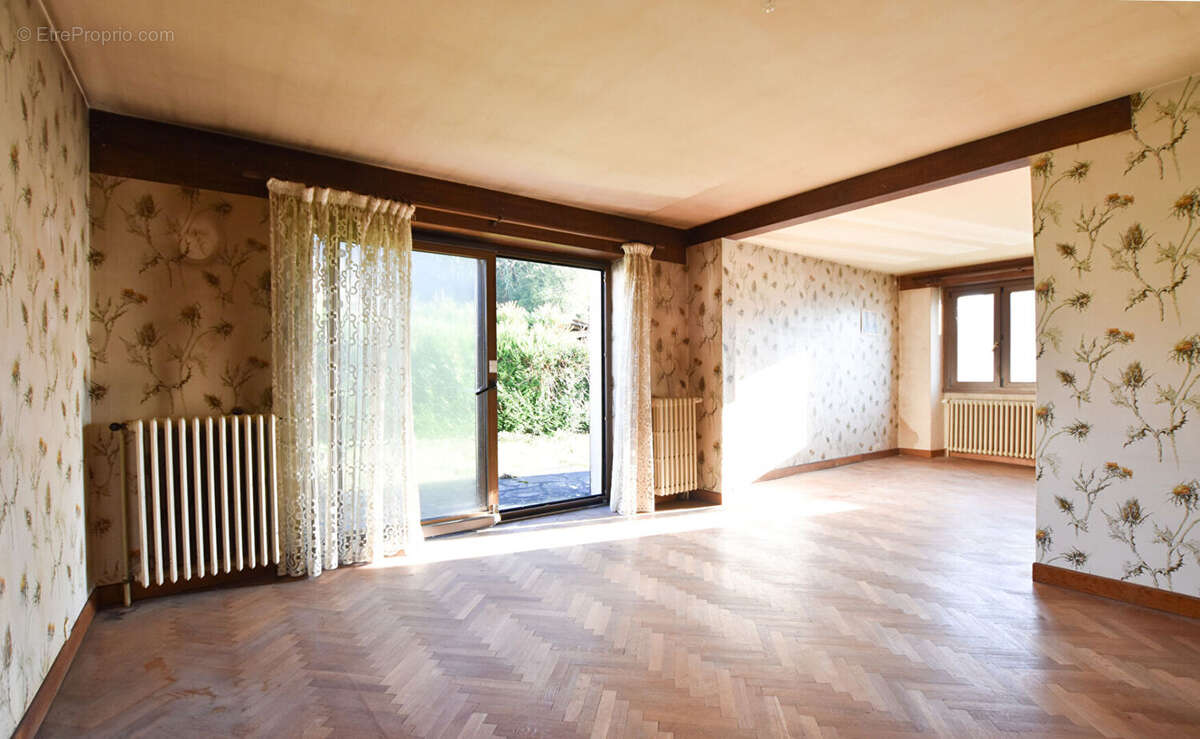 Maison à PELOUSEY