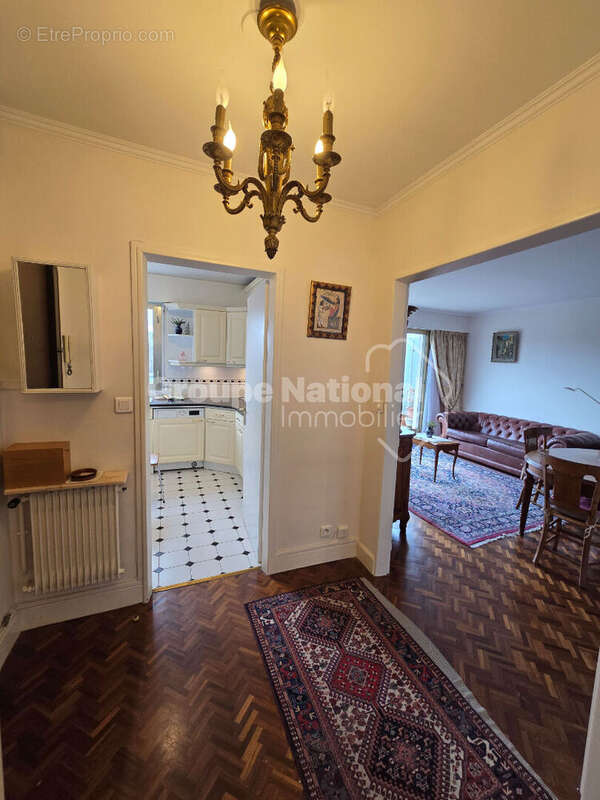 Appartement à VERSAILLES