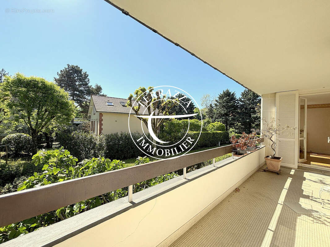 Appartement à LOUVECIENNES