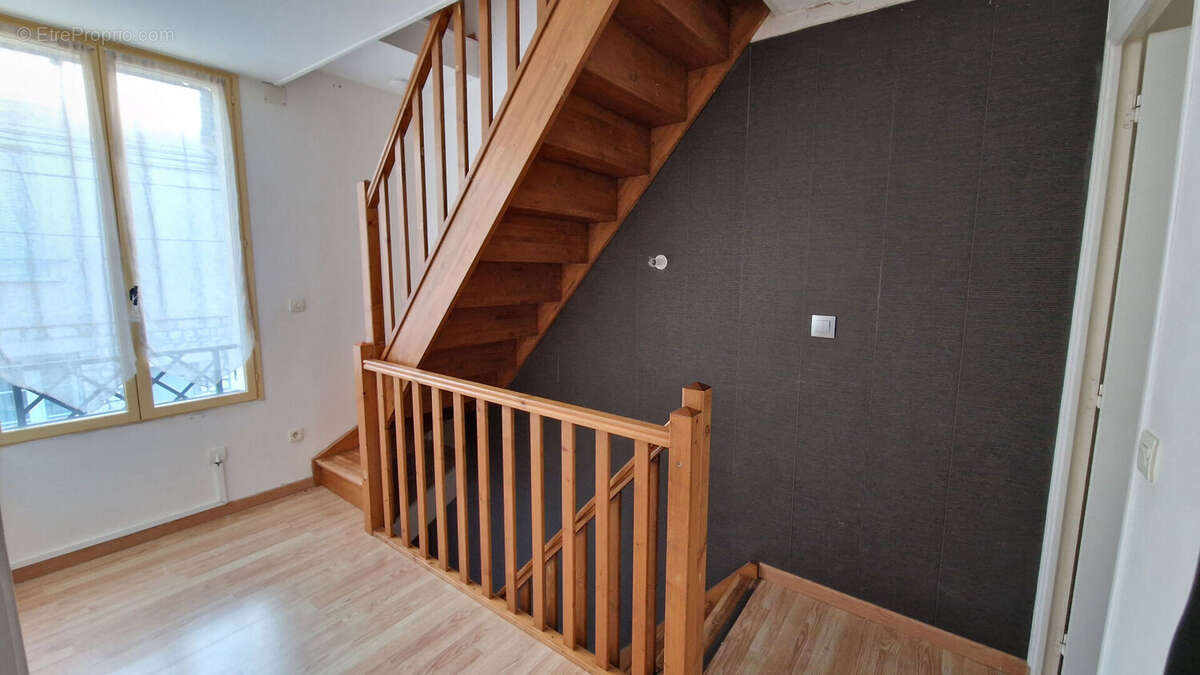 Maison à BRAY-SUR-SEINE