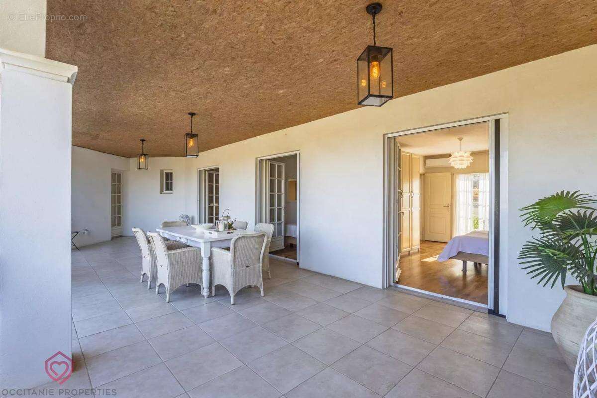 Maison à LEZIGNAN-CORBIERES