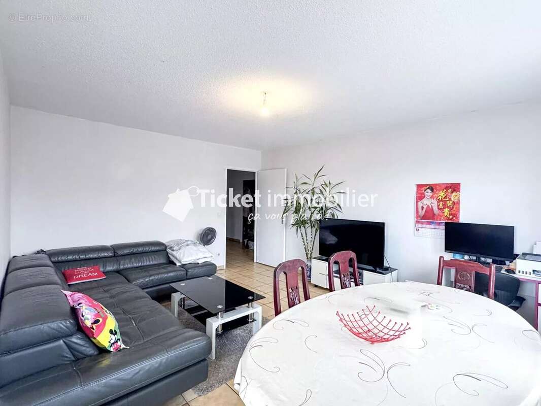 Appartement à AUCAMVILLE