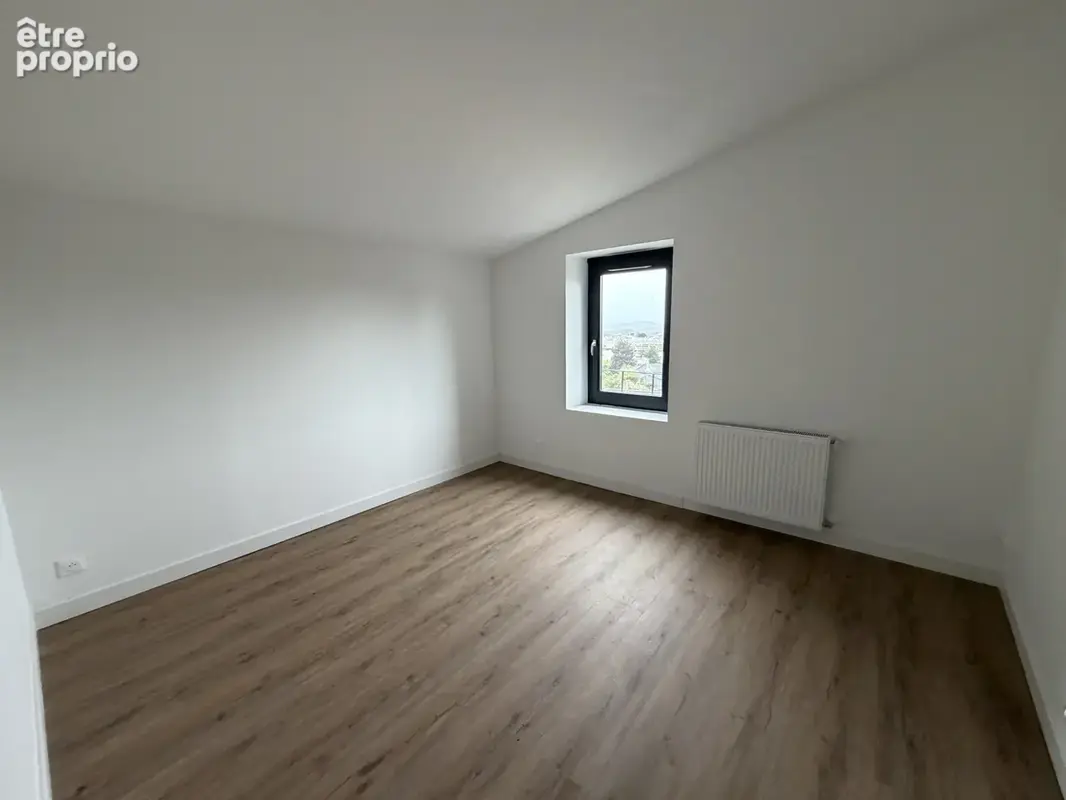 Duplex dans petite Copro Chamalières avec jardin entièrement refait à neuf - photo 14