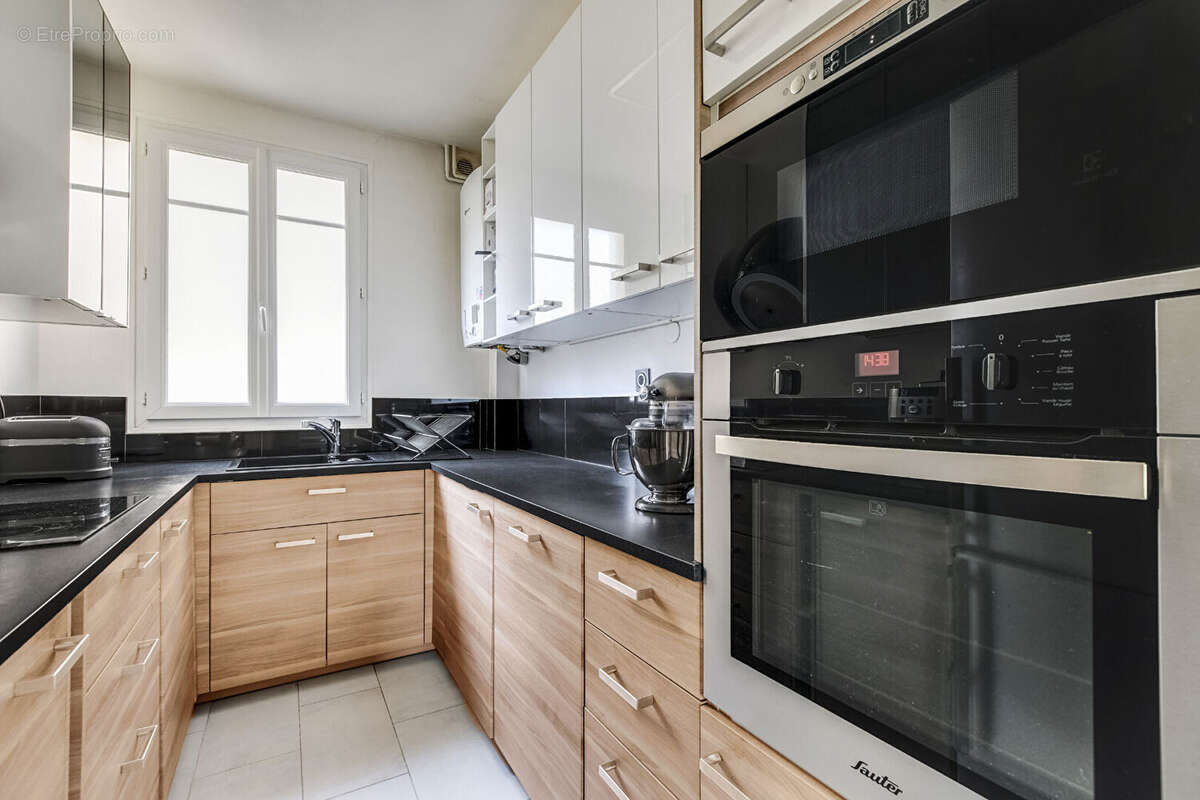 Appartement à PARIS-12E