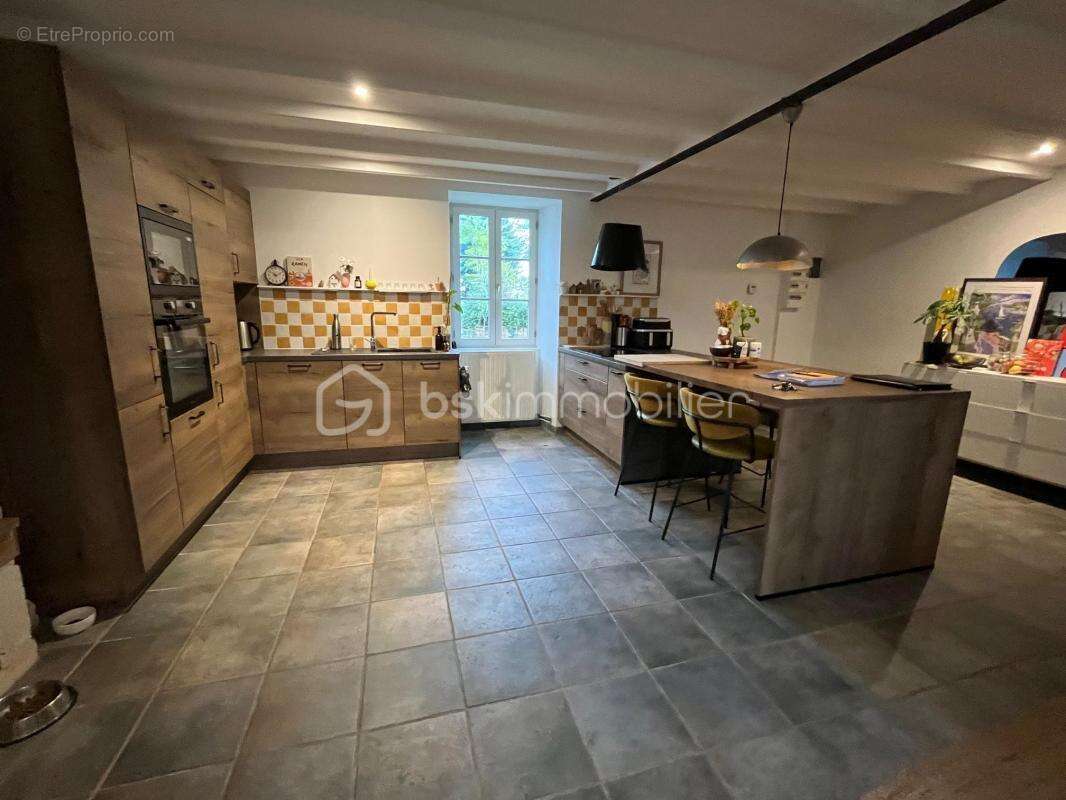 Maison à BEAUVOIR-SUR-NIORT