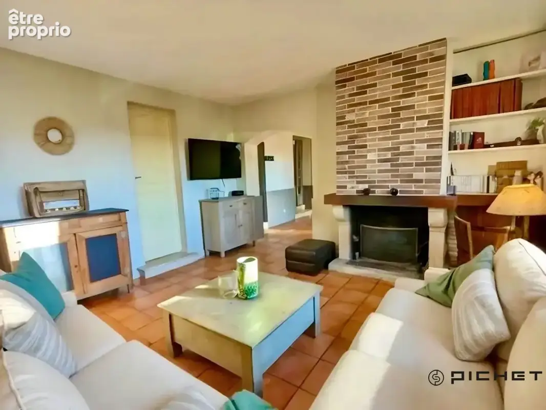 Maison  6 pièce(s) 203 m2 - photo 3