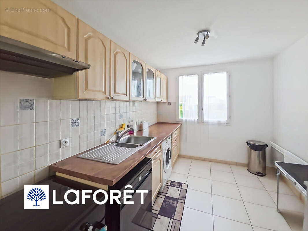 Appartement à RIS-ORANGIS