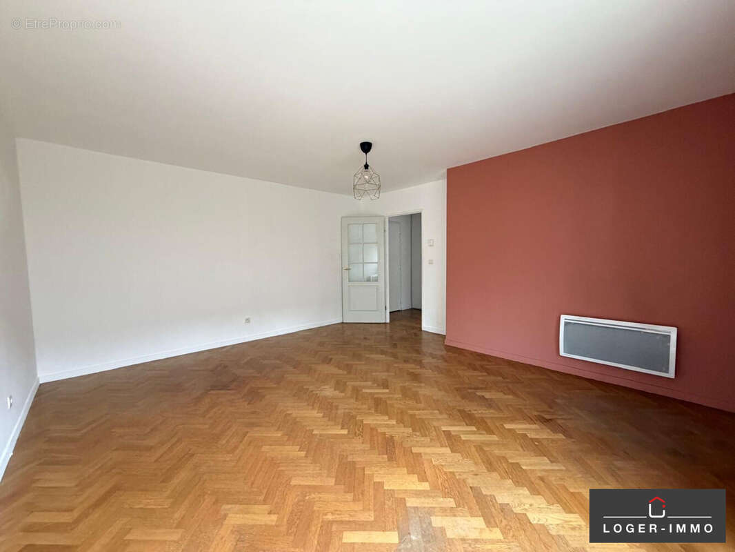 Appartement à LE PERREUX-SUR-MARNE