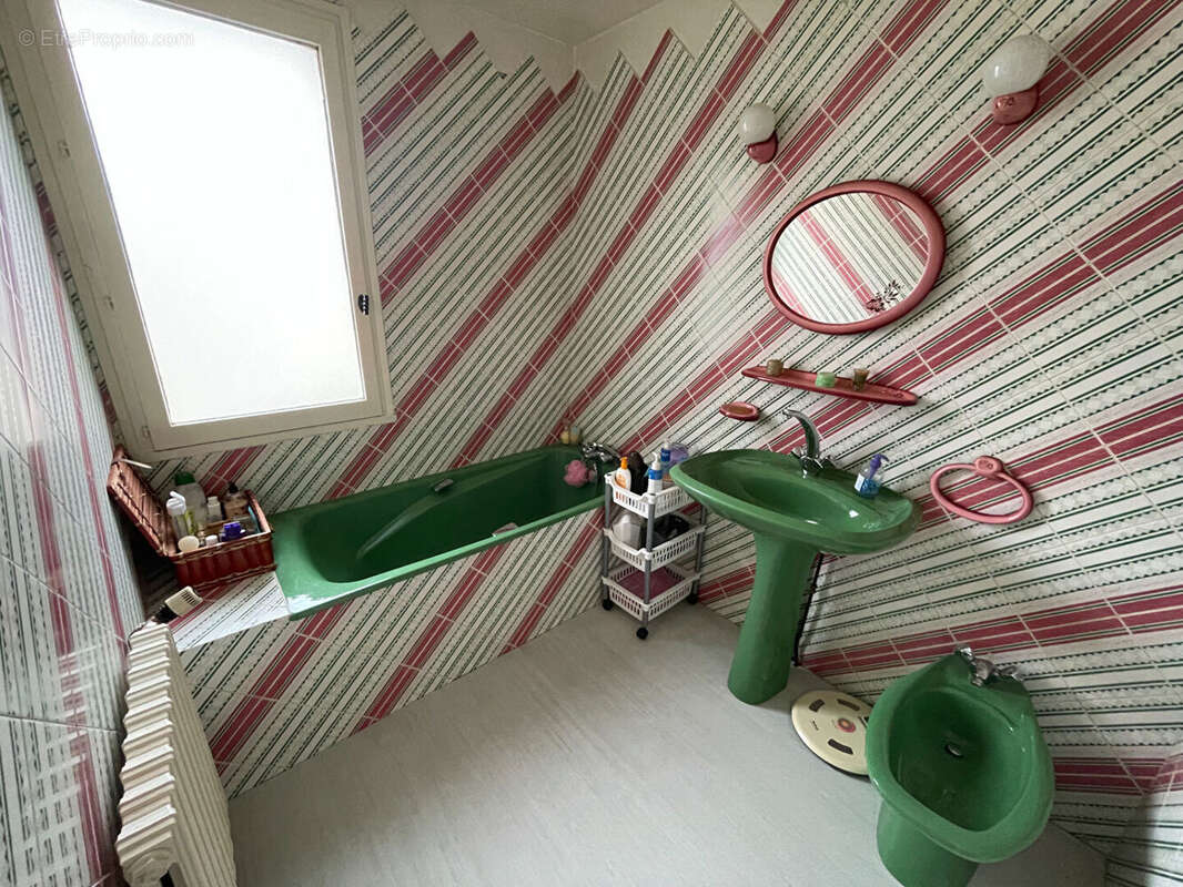 Maison à SAINT-ELOY-LES-MINES