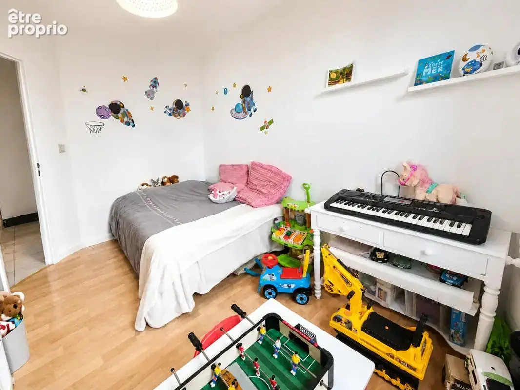 Maison de 5 pièces de 121 m² à Saint-Martin-Belle-Roche - photo 19