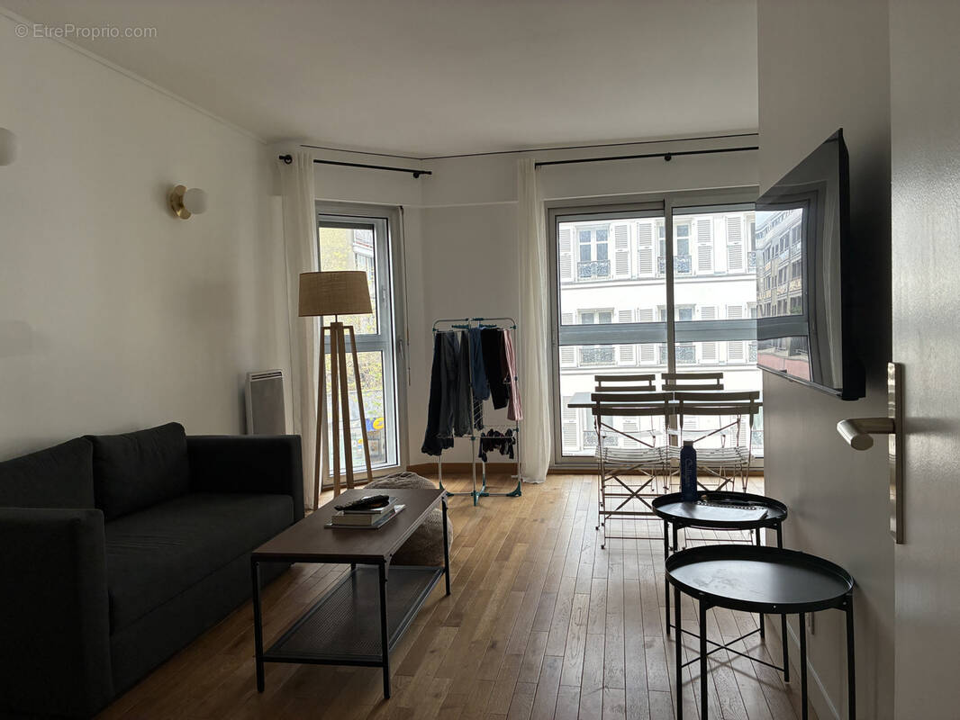 Appartement à PARIS-15E