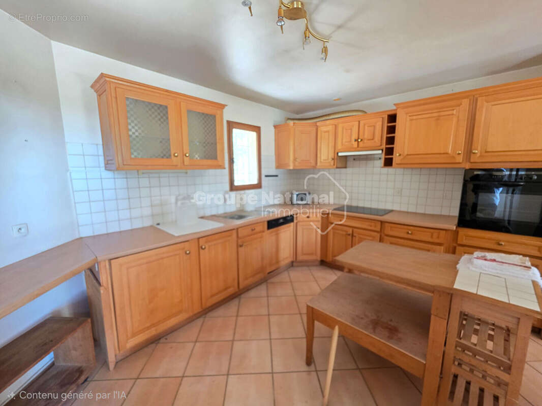 Greoux les bains  maison plain pied avec terrain de 2500m². - photo 12