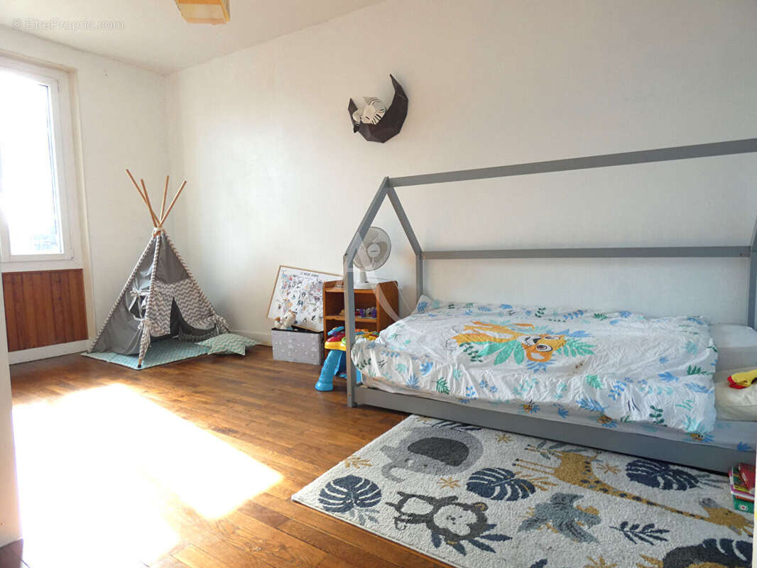 Maison à ASCHERES-LE-MARCHE