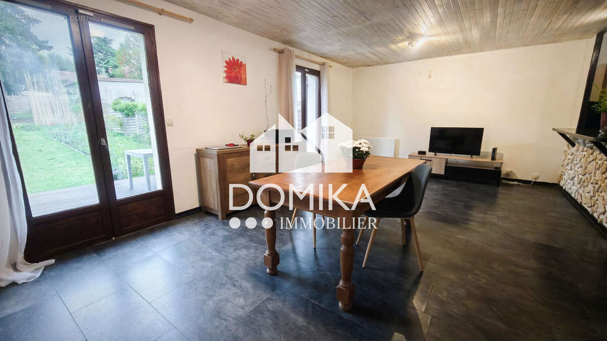 Maison à BONNIERES-SUR-SEINE