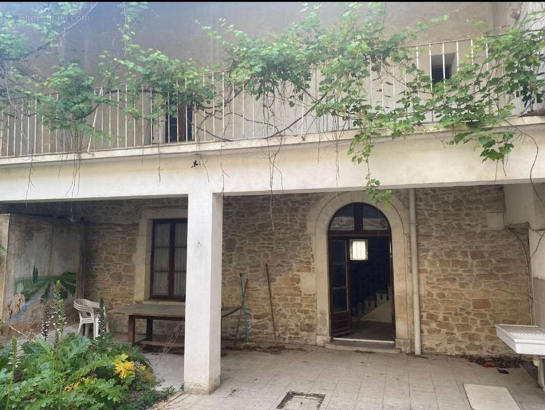 Appartement à BERNIS