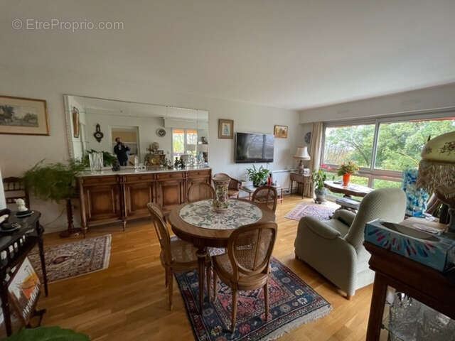 3 pièces 76 m2 Appartement 3 pièces à Nogent-sur-Marne 76m2 résidence Hespérides vente occupée - photo 4