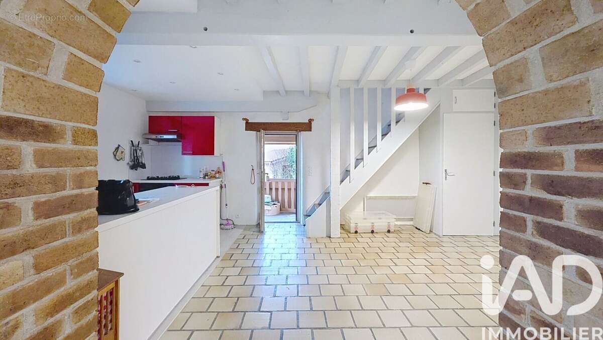 Maison 120 m² à Thiers  - photo 4