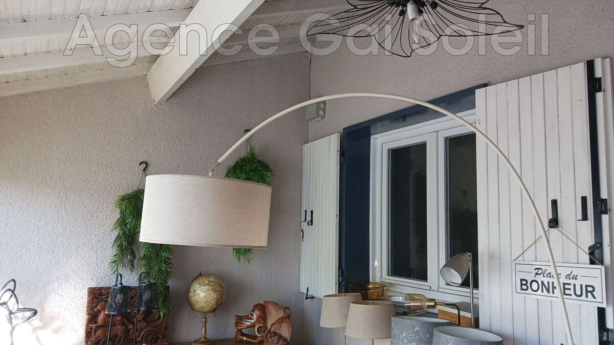 Maison à NISSAN-LEZ-ENSERUNE