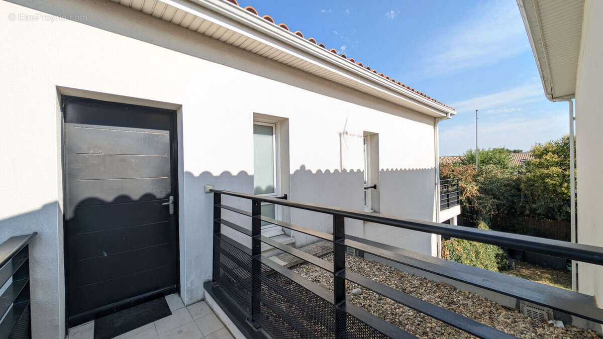 Appartement à AUCAMVILLE