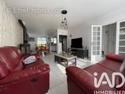 Photo 1 - Maison à PETIT-COURONNE