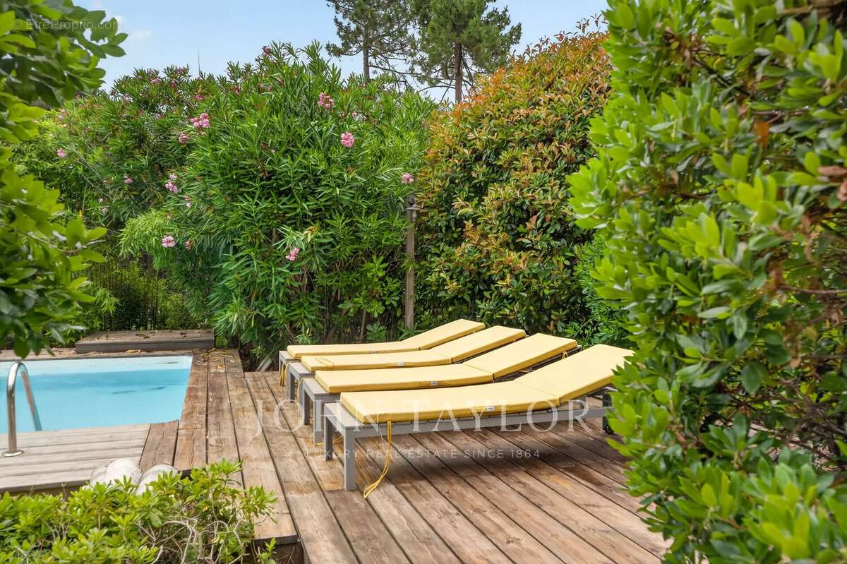 L'Herbe - superbe Villa bois Esprit cabane - John Taylor - photo 5
