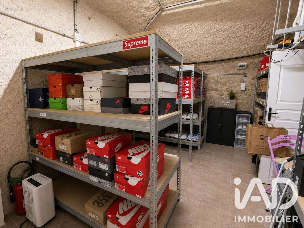 Commerce 52 m² à Toulon  - photo 7