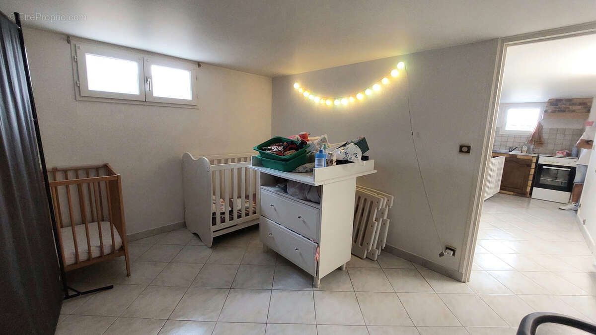 Maison 135 m² à Pont-Sur-Yonne  - photo 10