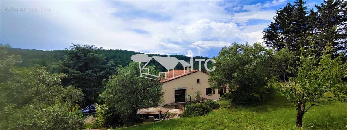 Maison à SAINT-PAUL-LE-JEUNE