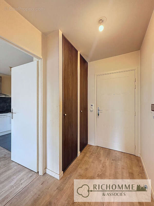 Appartement à BEZANNES
