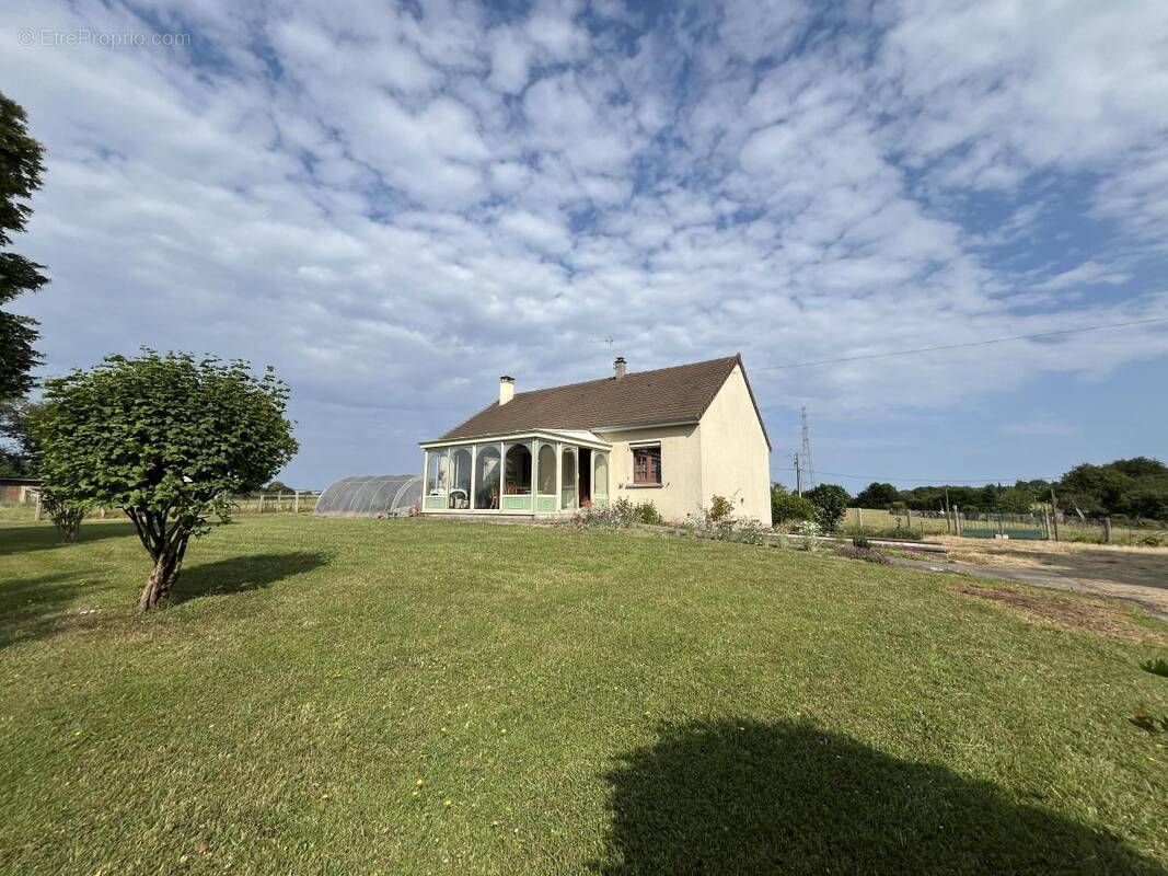 Maison à VOLNAY