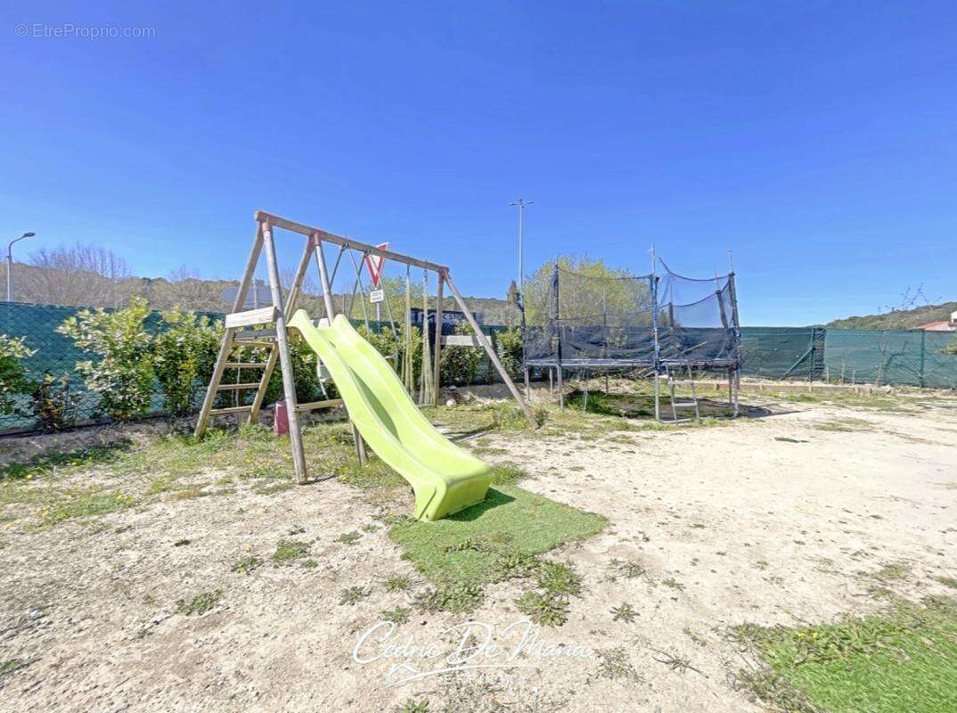 Maison à GINASSERVIS