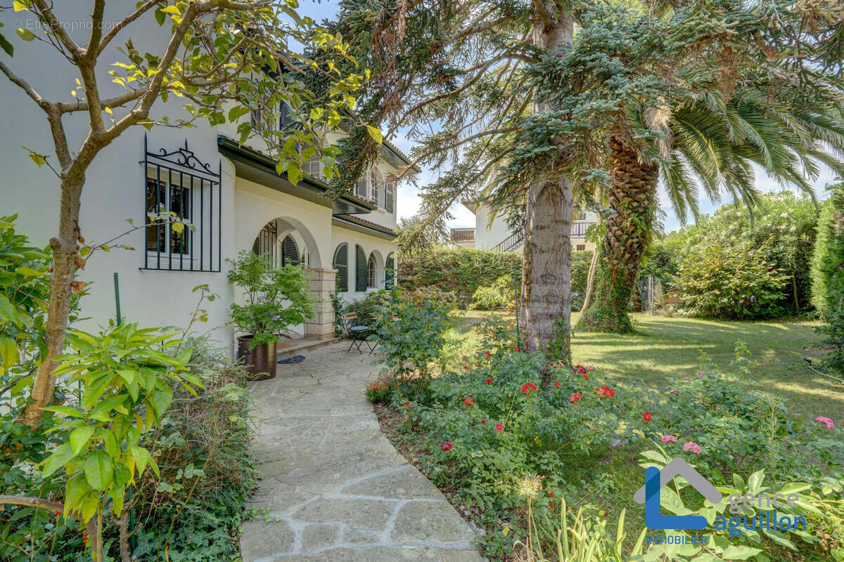 Superbe villa à deux pas de la plage - photo 30