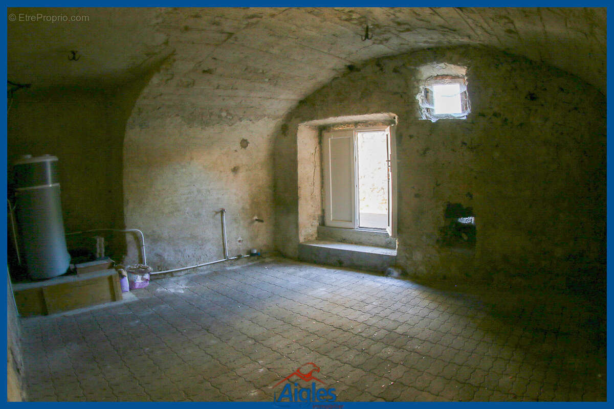 Maison à ANTOINGT