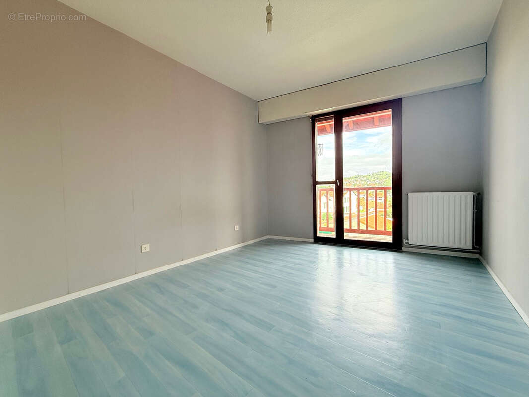 Coeur de ville - 3 piece de 83m2 avec balcons et garage - photo 9