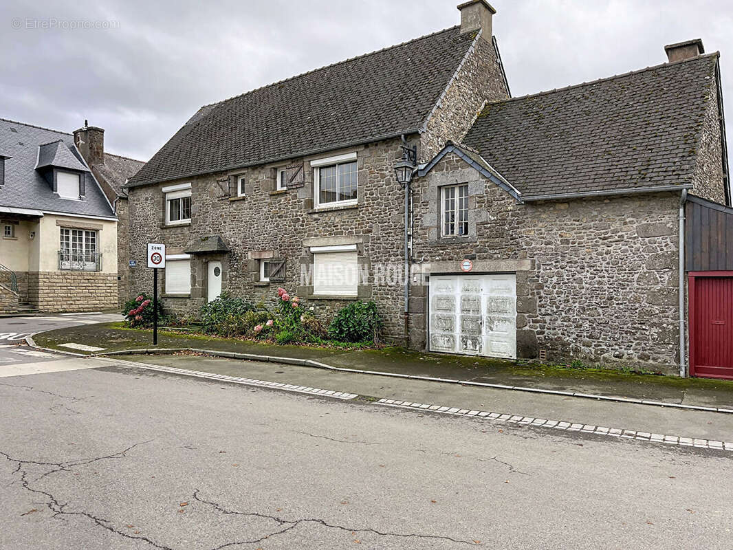 Maison en pierre avec jardin clos - Bourg de Lourmais - photo 6