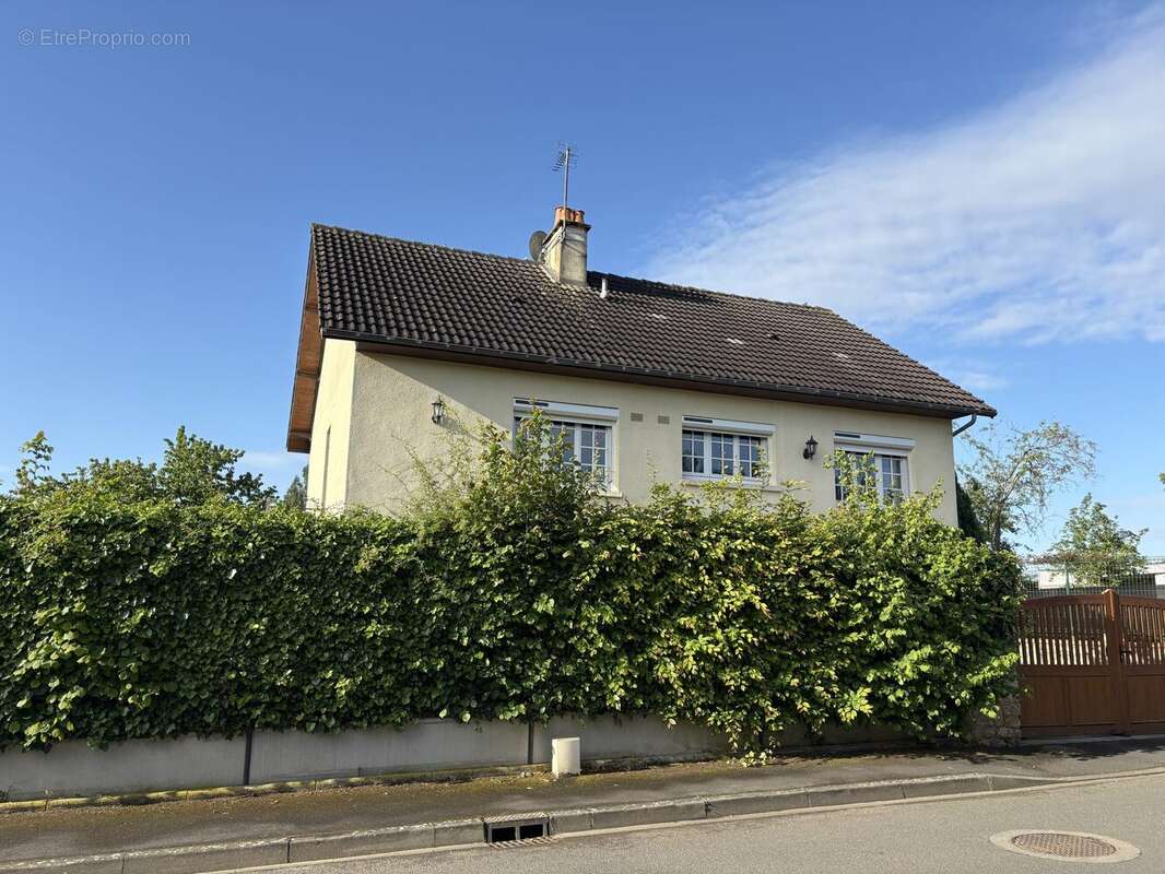 Maison 79 m² à Saint-Vincent-Des-Pres  - photo 9