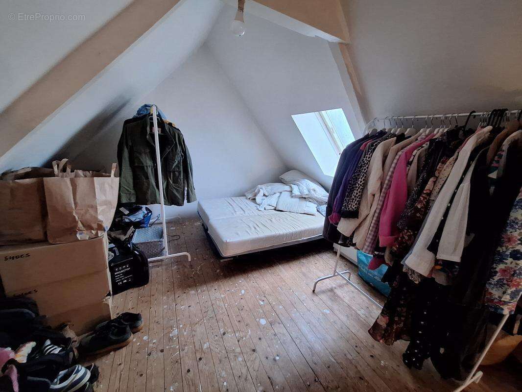 Maison à PLOUEGAT-GUERAND