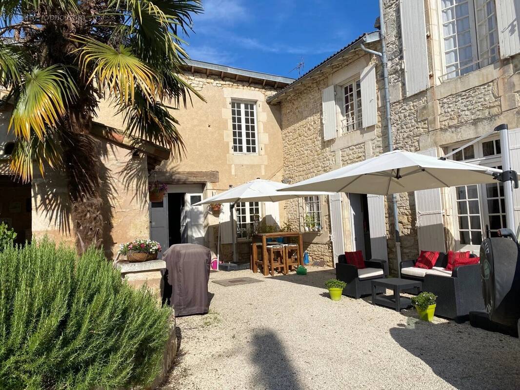 Maison à CIVRAY