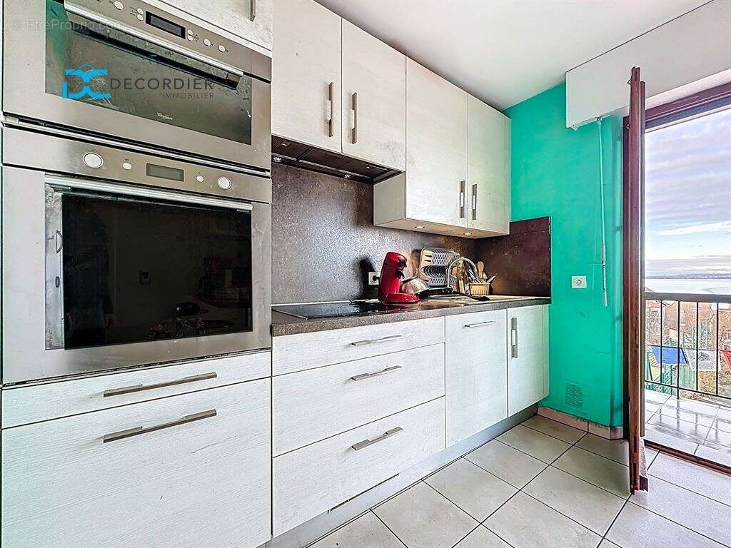 Appartement à EVIAN-LES-BAINS