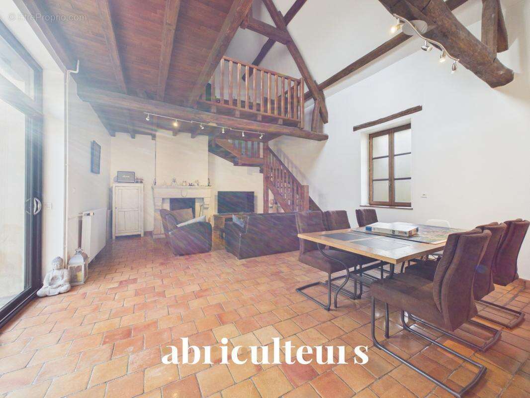 Maison à GALLARDON