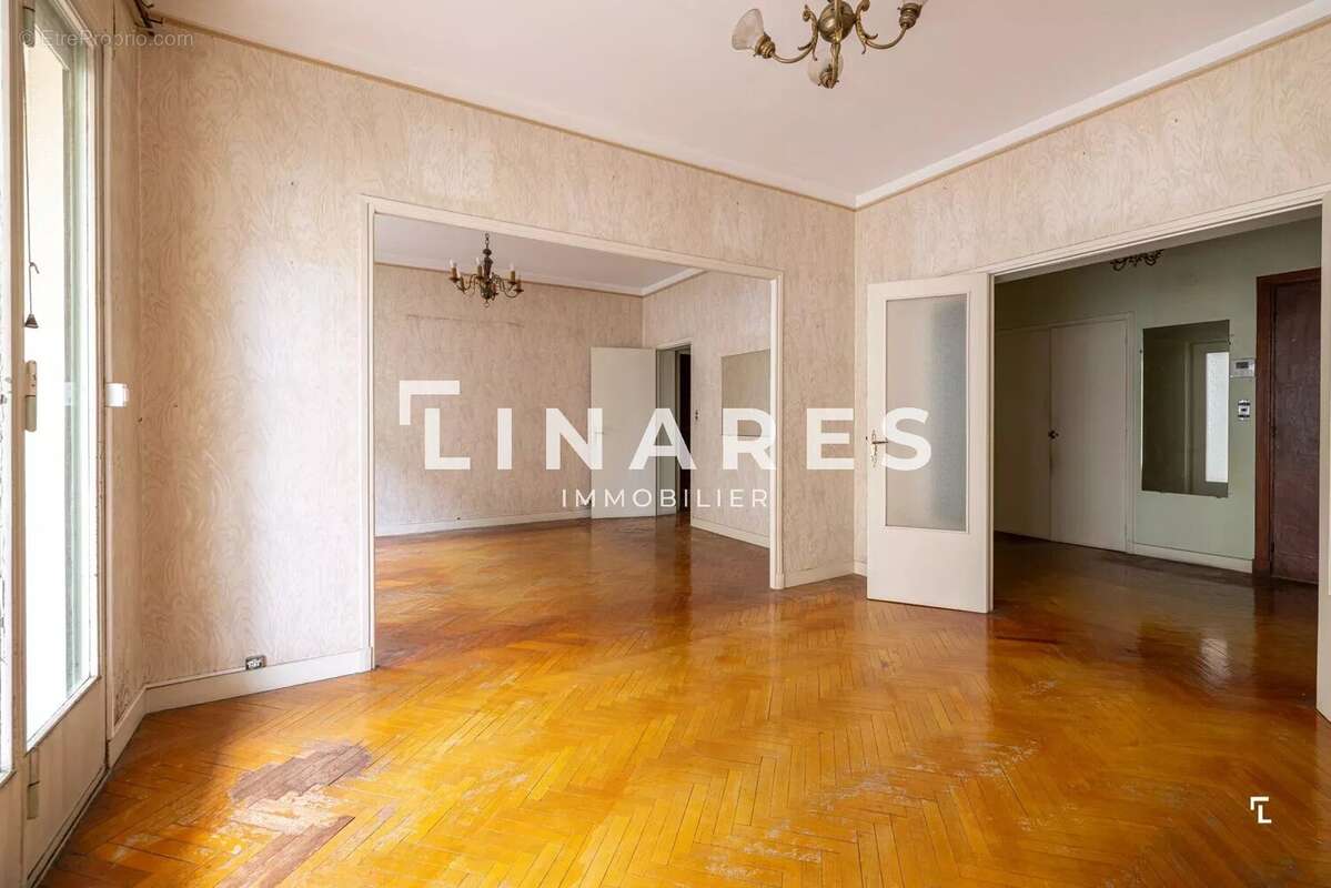 MERMOZ PROJECT - Appartement T3/4 de 101 m2 avec terrasse - 13008 Carré d'or - photo 3