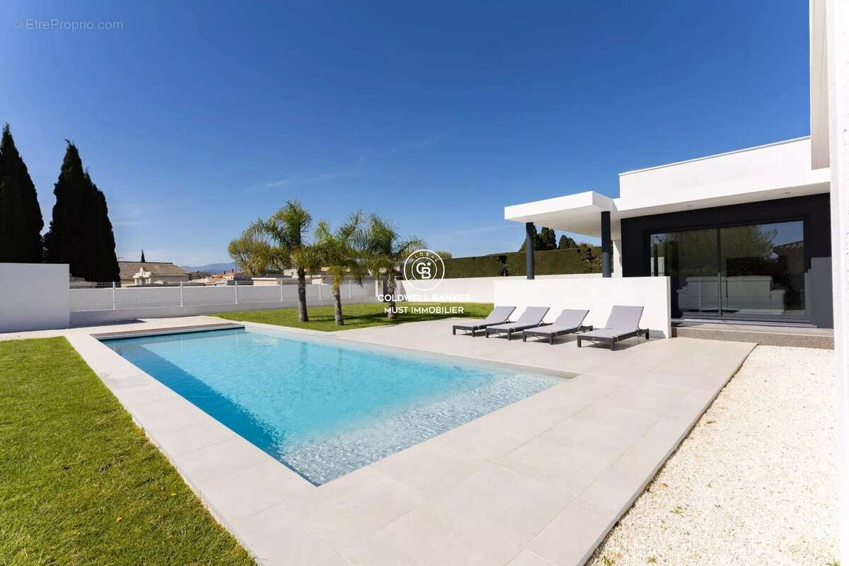 Maison à CORNEILLA-LA-RIVIERE