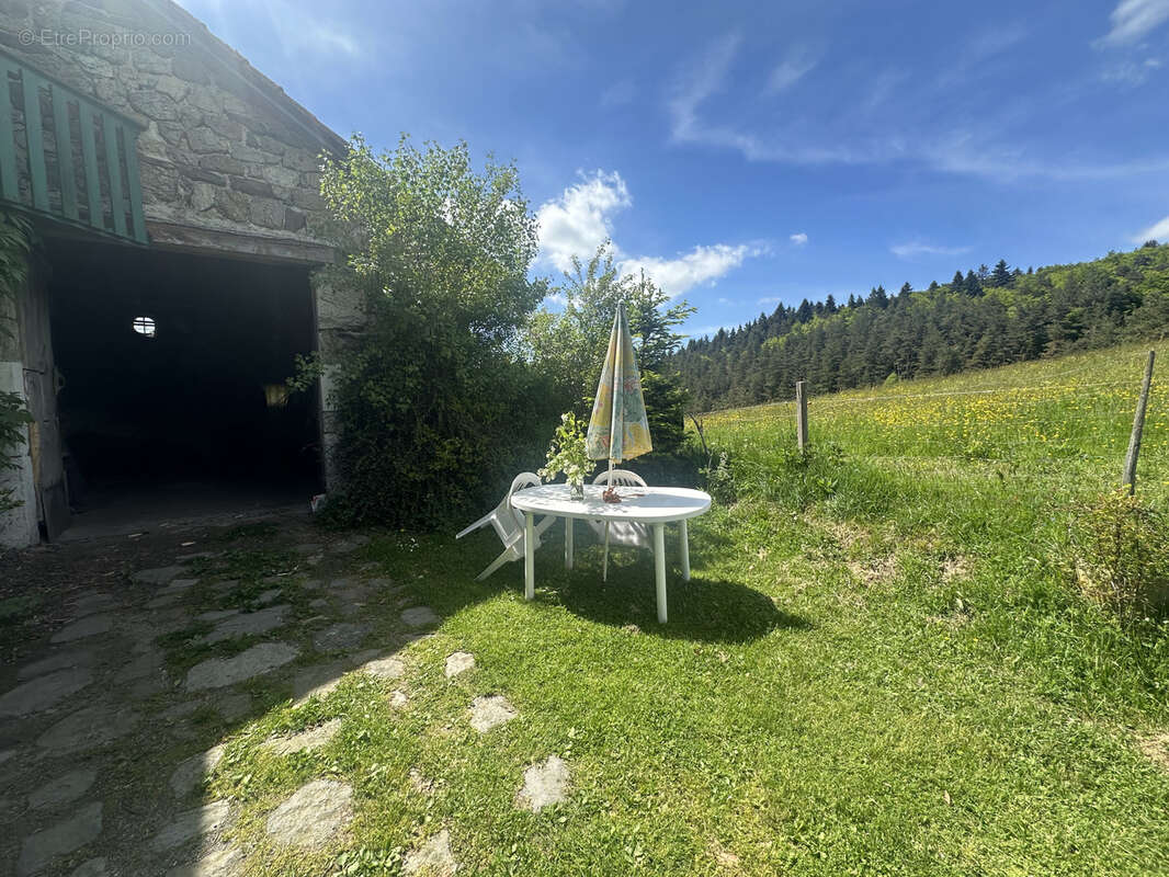 Maison à PRESAILLES