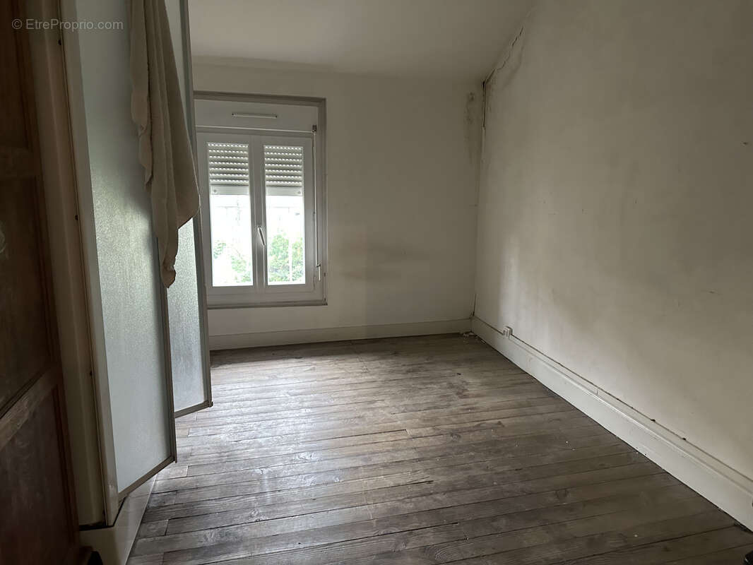 Commerce à CHAMALIERES